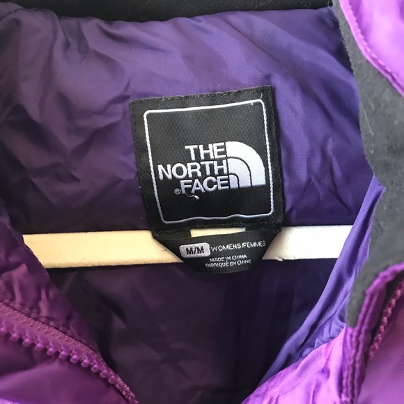 Practically new North Face puffer! - Picture 4 of 5